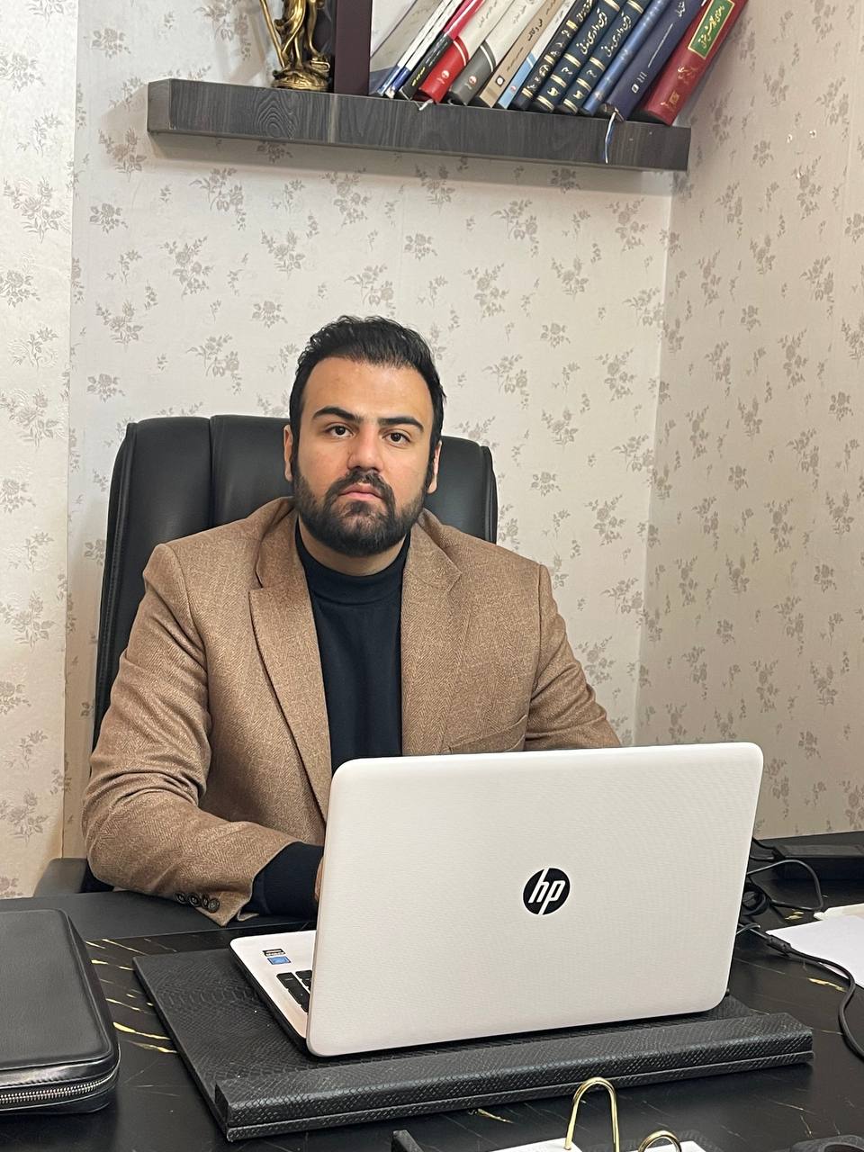  وکیل عسگری مشاور شرکت و شهرک های صنعتی 